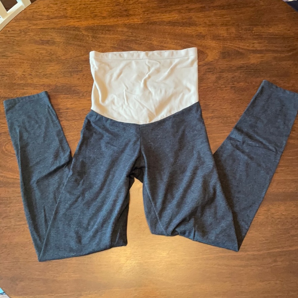 Motherhood maternity full length leggings medium